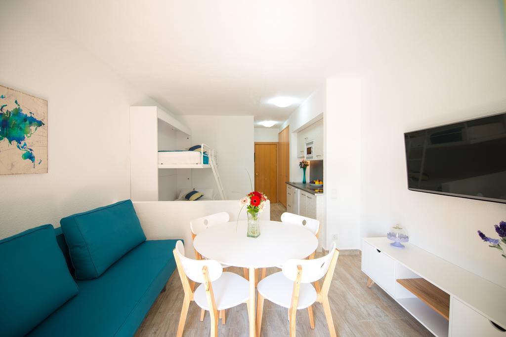 Ona Internacional Apartments กัมบริลส์ ห้อง รูปภาพ